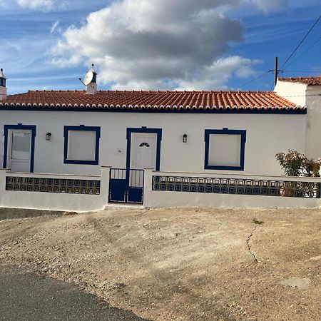 Вилла Casa Dos Sapos Мертола Экстерьер фото