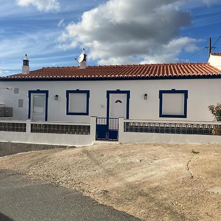 Вилла Casa Dos Sapos Мертола Экстерьер фото